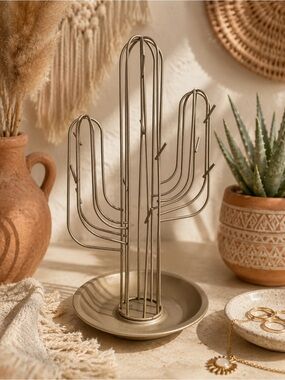 Cactus Jewelry Holder in Metallic Gold
